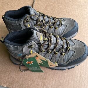 Khombu Brighton Hiking Boots Size 6